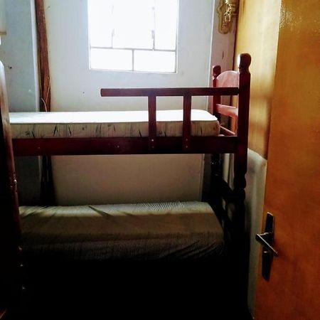Pensao Hostel Adelaide Ортоландия Экстерьер фото
